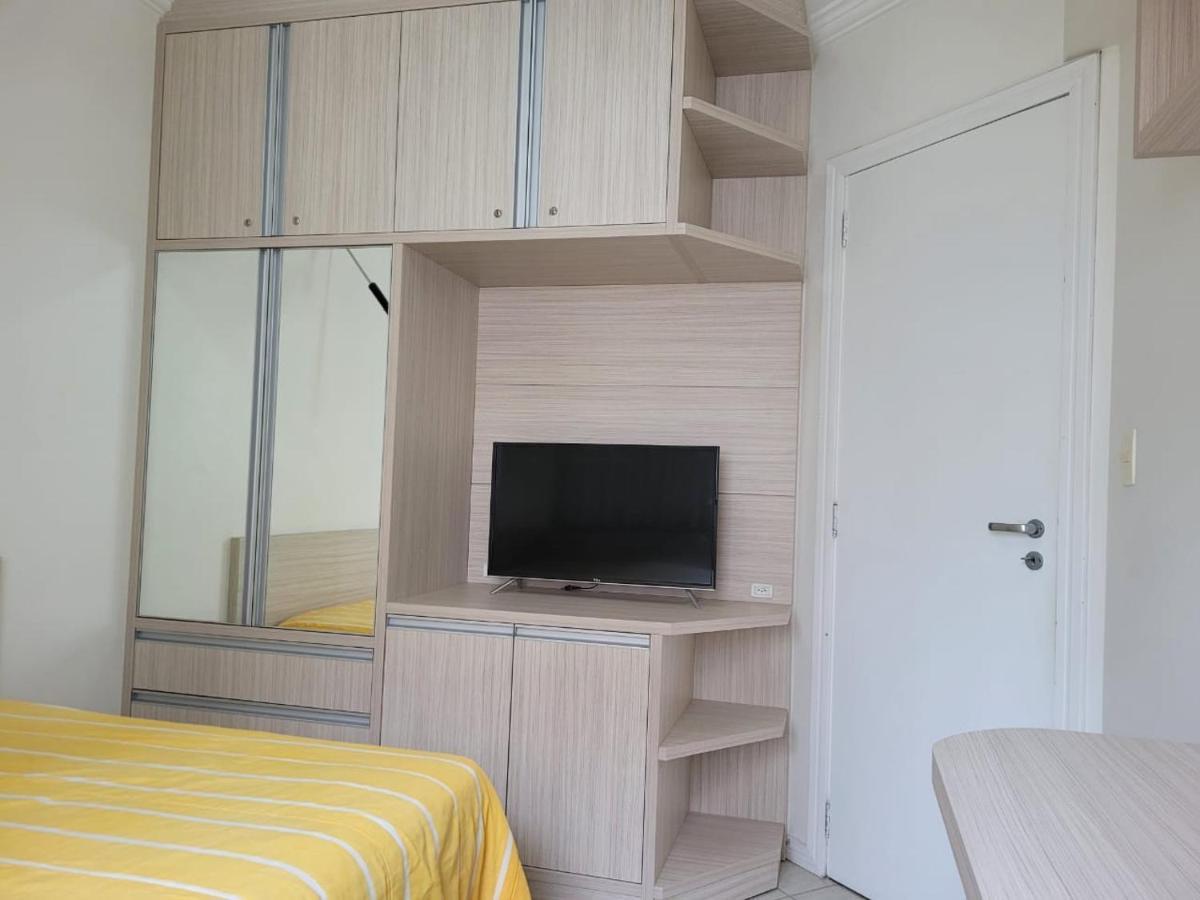 Lindo Apartamento A 200 M Da - Quadros Residences *