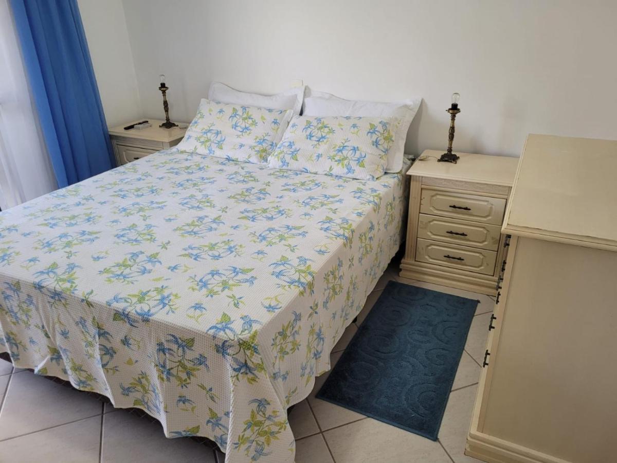 Apartamento Lindo Apartamento A 200 M Da - Quadros Residences *