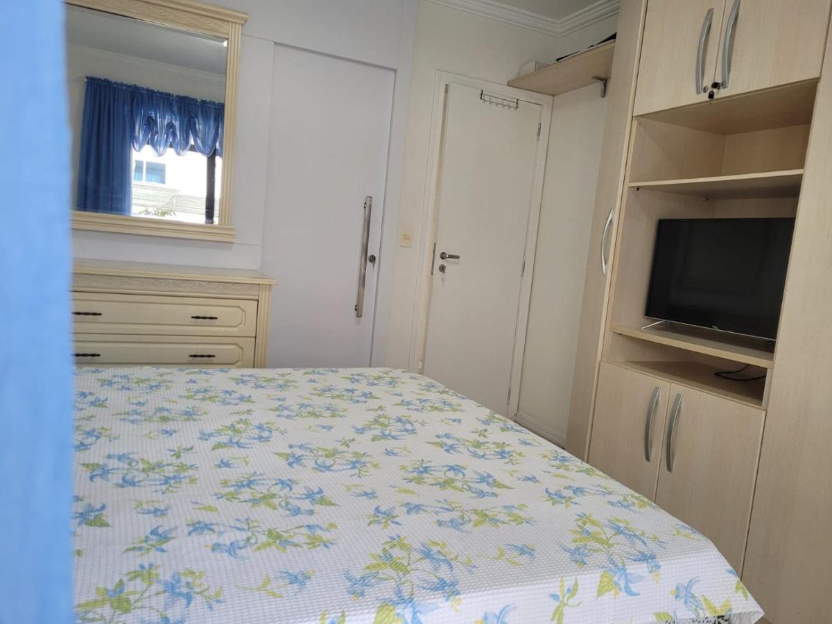 Lindo Apartamento A 200 M Da - Quadros Residences Balneario Camboriu