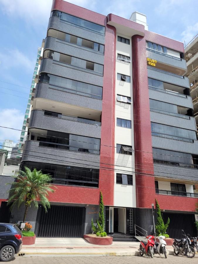 Apartamento Lindo Apartamento A 200 M Da - Quadros Residences *